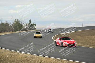 media/Jan-26-2025-CalClub SCCA (Sun) [[cfcea7df88]]/Group 1/Race/